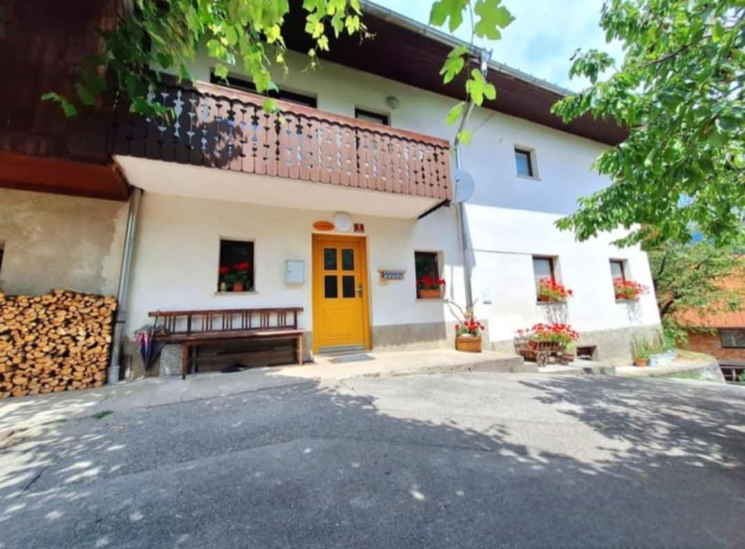 Pr' Hribar Apartment Zgornje Gorje Екстериор снимка