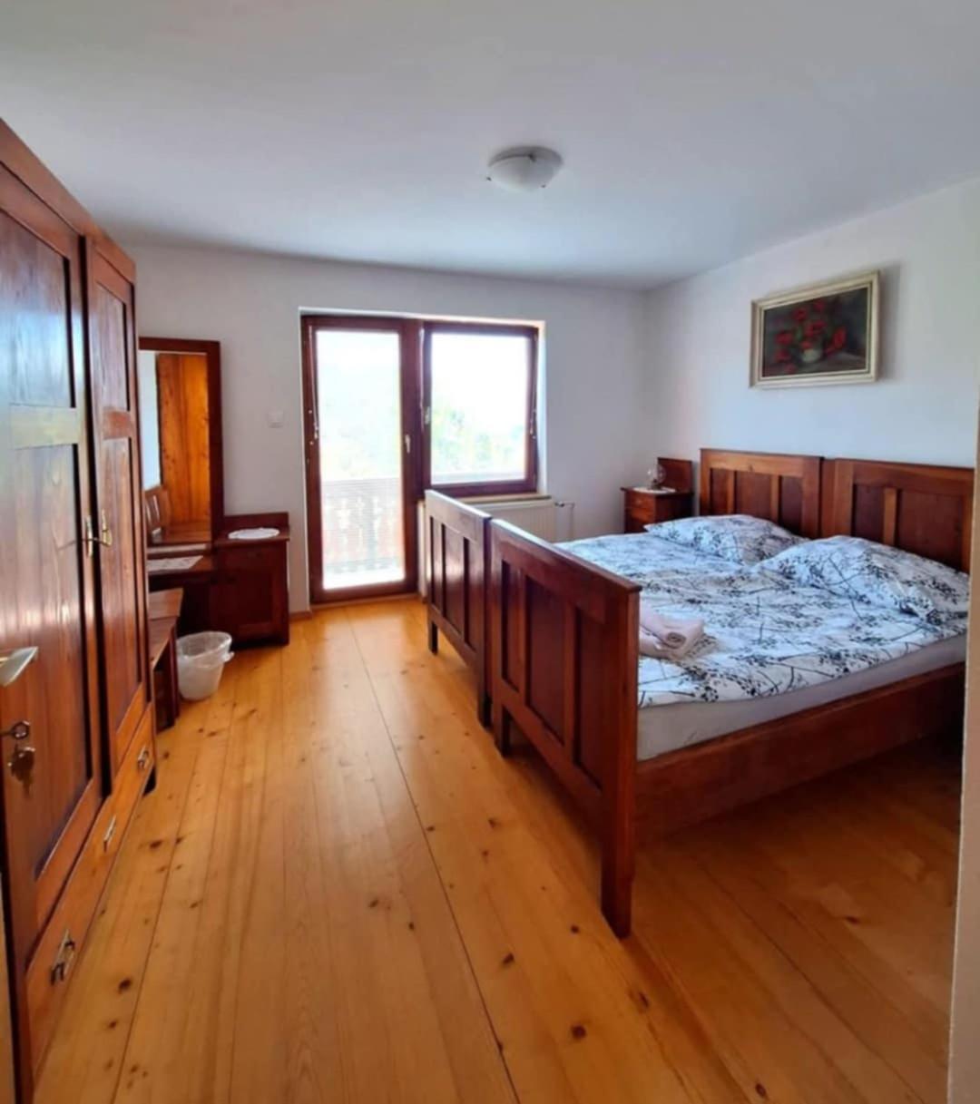 Pr' Hribar Apartment Zgornje Gorje Стая снимка