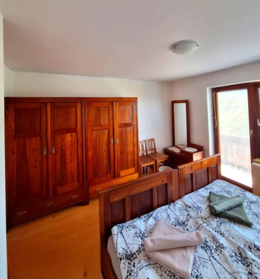 Pr' Hribar Apartment Zgornje Gorje Стая снимка