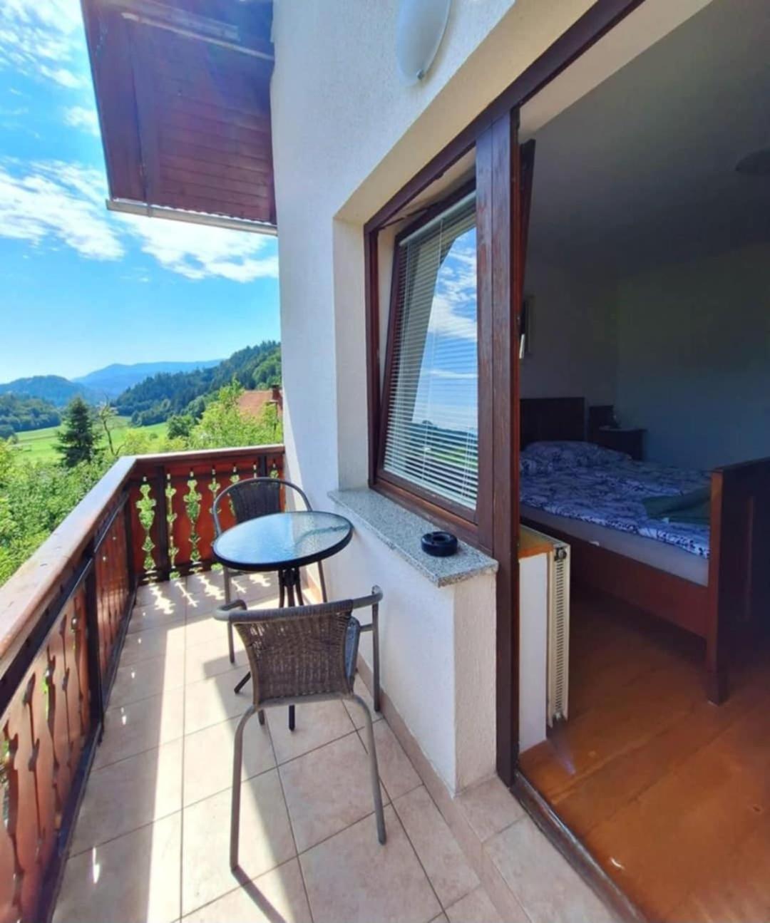 Pr' Hribar Apartment Zgornje Gorje Стая снимка